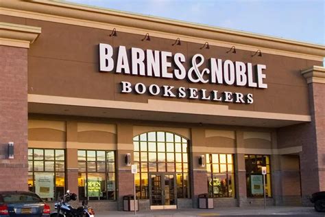 can you read books at barnes and noble